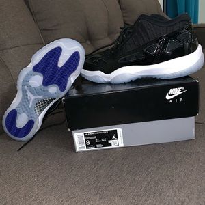 Air Jordan 11 Retro Low IE